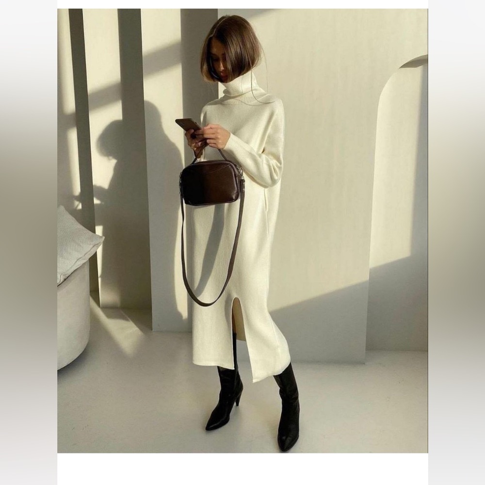 Beautiful oversized dress by Italian brand LARA